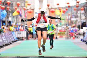 BIB: 5053
                            <button type="button" onclick="openModal(21799404)" class="btn btn-primary btn-sm float-right btn-popup" data-toggle="modal" data-target=".modal-high-quality">
                        <i class="fas fa-shopping-cart"></i> Add to Cart
                    </button>
                                            <button type="button" onclick="isThisMe(21799404, true)" class="btn btn-success btn-sm float-right btn-popup btn-isme hidden" data-toggle="tooltip" data-placement="bottom" title="นี่คือรูปของคุณใช่ไหม คลิกที่นี่เพื่อเอาเข้าอัลบั้ม">
                        <i class="fas fa-plus"></i> Add to album
                    </button>
                    <button type="button" onclick="isThisMe(21799404, false)" class="btn btn-warning btn-sm float-right btn-popup btn-isnotme hidden">
                        <i class="fas fa-ban"></i> Remove from album
                    </button>